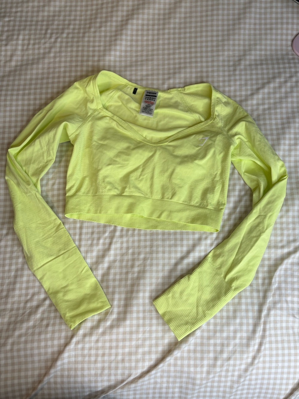 Gymshark Vital Sweetheart Neck Crop Top in Sorbert Yellow